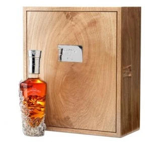 Bowmore 54-Year-Old: Chai Rượu Đắt Nhất Thế Giới